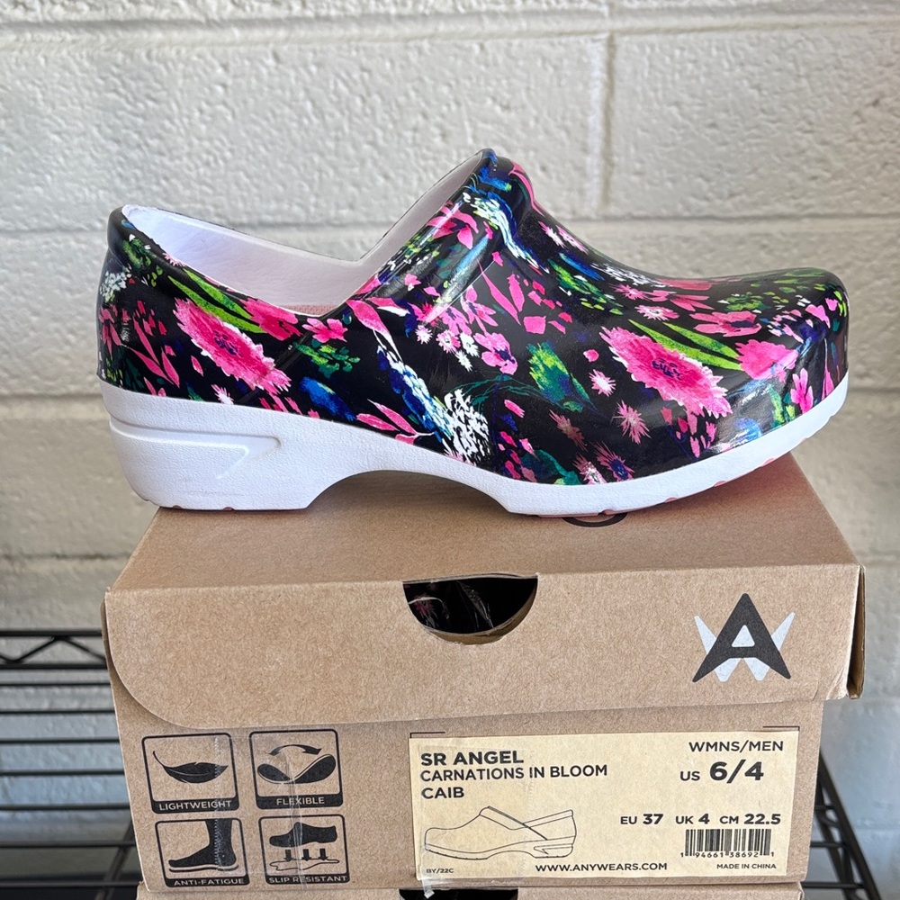 Women's Floral Clogs - Black and Pink-Nursing Shoes